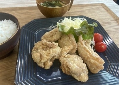中津唐揚げ定食
（みそ汁付）
￥1,200
￥1,150